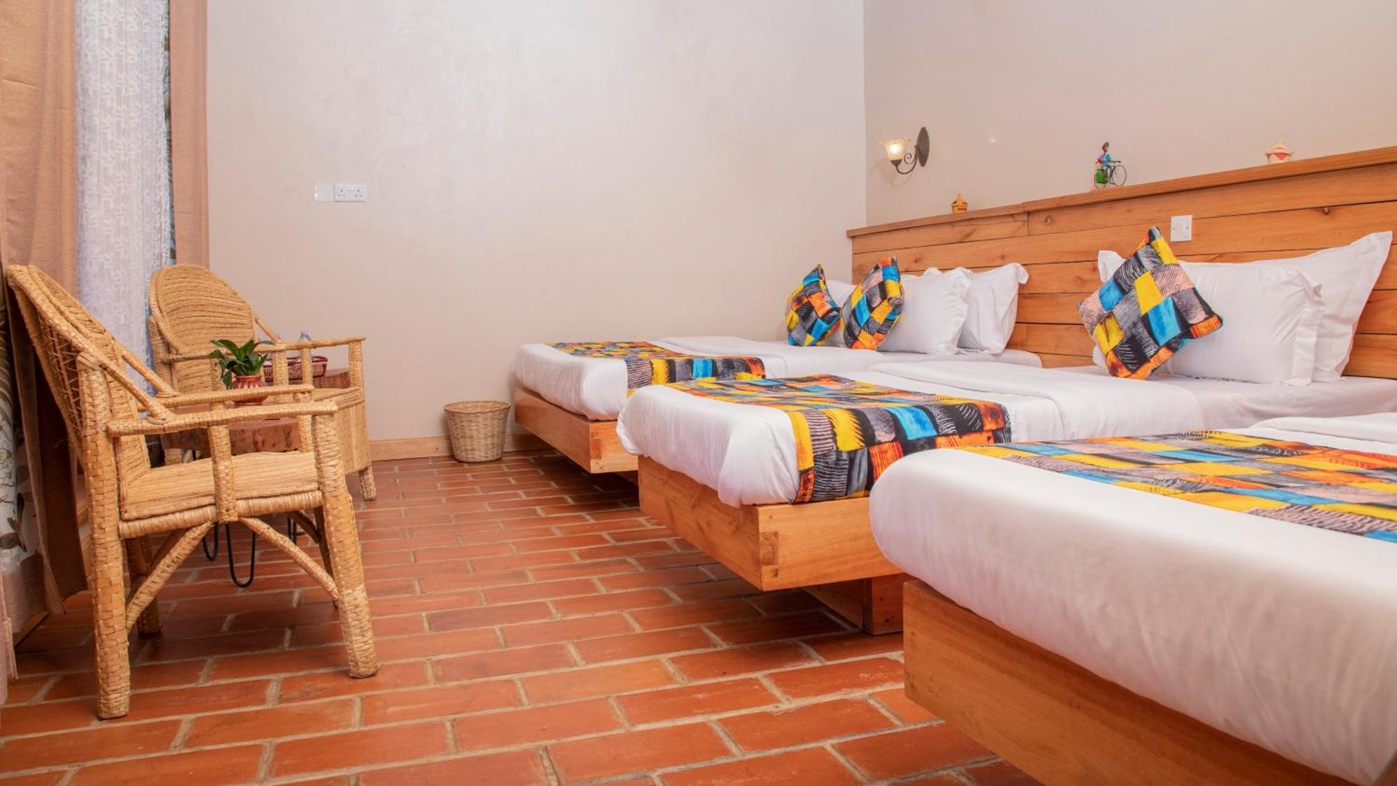 Kaswa Lodge Fort Portal Esterno foto